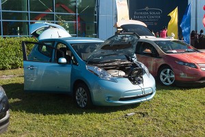 Nissan Leaf and Chevy Volt on display in front of FSEC building.